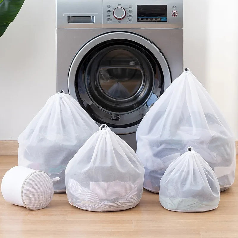 Waschbeutel richtig verwenden – so bleibt deine Kleidung länger schön