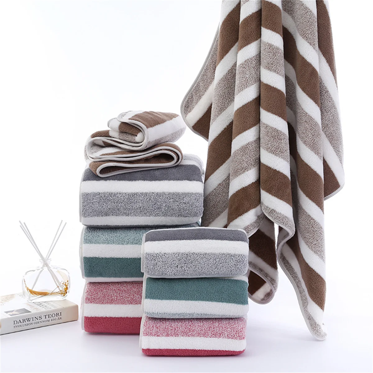 Schnelltrocknendes Gestreiftes Handtuch Set – Weiche & Saugfähige Bade- und Handtücher für Alltag & Badezimmer Kaufschwan®