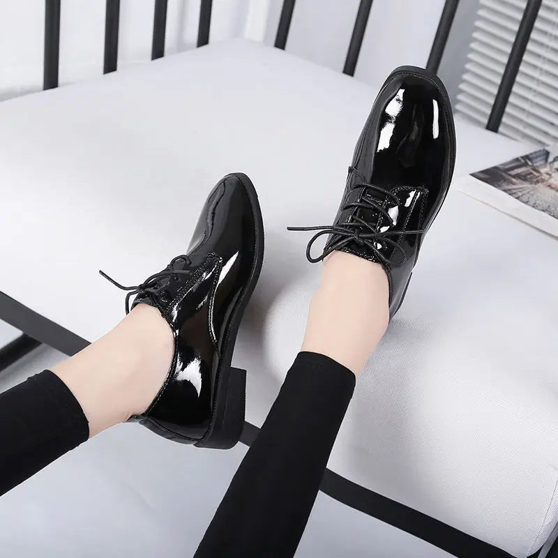 Damen Business-Schuhe – Schwarze Low-Heels aus Leder | Klassische Business-Schuhe für Büro & Karriere im Herbst Kaufschwan®
