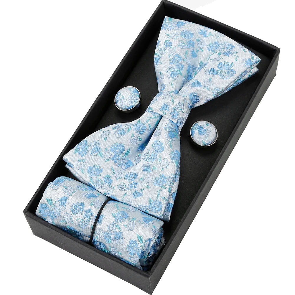 Herren Fliegen-Set mit Blumen-Paisley-Muster – 3-teiliges Geschenkset mit Fliege, Einstecktuch & Manschettenknöpfen | Elegantes Accessoire für Hochzeit & Business