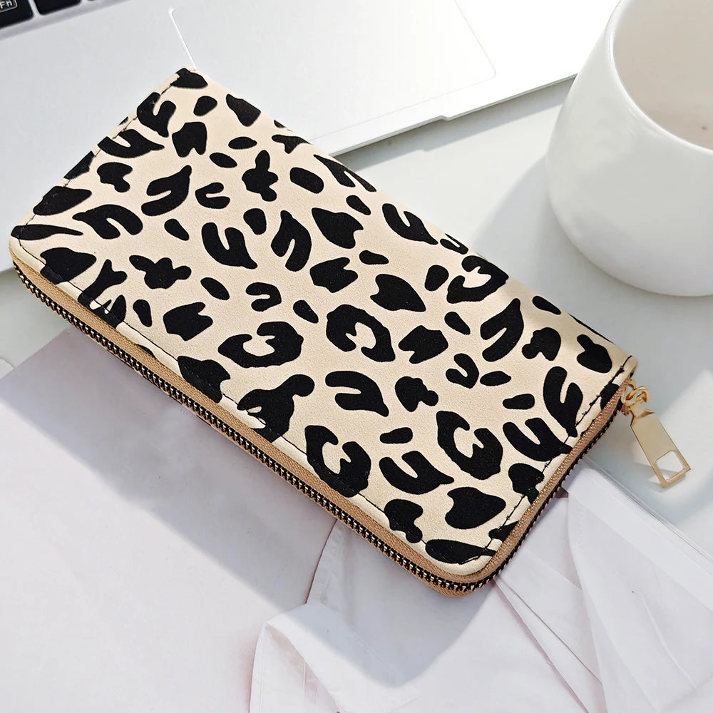 Einfache & Vielseitige Damen Geldbörse mit Leopardenmuster – Große Kapazität & Mehrere Kartenfächer | Modische PU Leder Handtasche Kaufschwan® Design 3