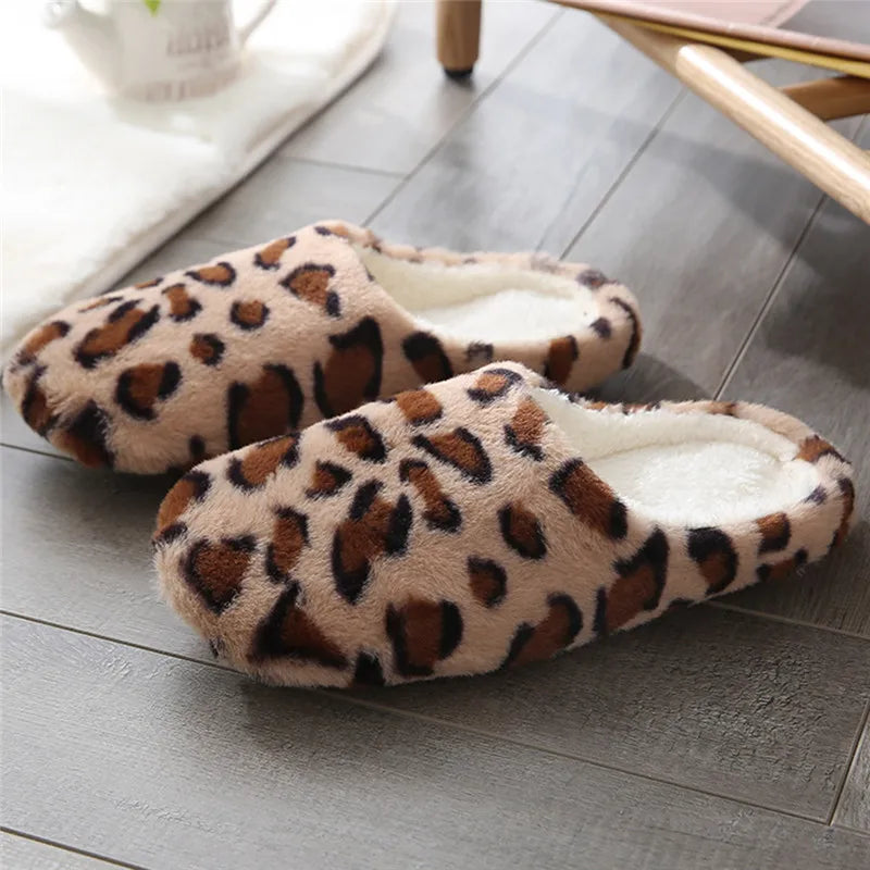 Leopardenmuster Winter-Hausschuhe | Indoor-Schuhe für Damen & Herren | Warme Fell-Slides | Rutschfeste Paare-Hausschuhe Kaufschwan®