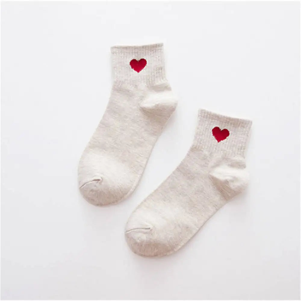 Lässige Süße Herz Liebe Socken | Niedliche & Bequeme Baumwollsocken für Mädchen & Frauen | Winter, Sommer, Herbst Freizeit Kaufschwan® Beige