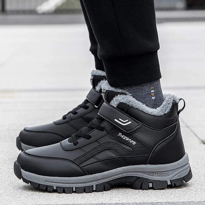 Herren Winterstiefel – Wasserdichte PU-Leder Schneestiefel | Gefütterte Rutschfeste Hohe Arbeits- & Freizeitschuhe Kaufschwan®
