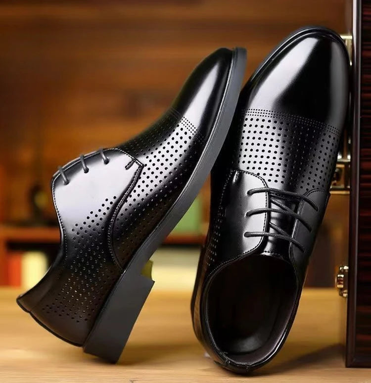 Herren Sommer-Businessschuhe mit Lochdesign – Runde Spitze & Schnürung | Atmungsaktive Elegante Lederschuhe für Büro & Anlass Kaufschwan®