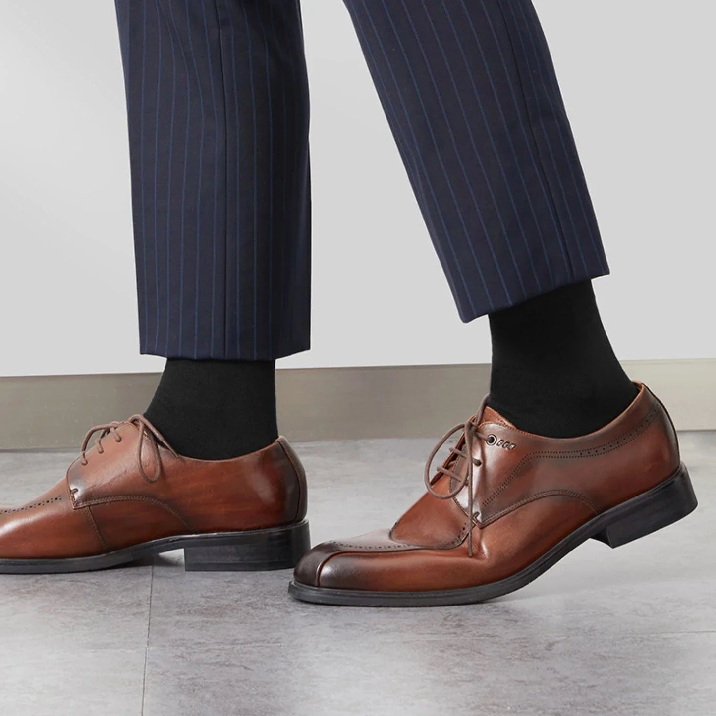 Herren Baumwoll-Mischung Schwarze Businesssocken | Weiche Atmungsaktive Socken für Sommer & Winter | Plus Size Verfügbar | 1/5/10 Paare Kaufschwan®