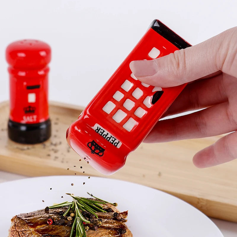 2er Set Keramik Gewürzstreuer – Telefonzelle & Briefkasten Design Salz- & Pfefferstreuer | Originelle Küchen Dekoration Kaufschwan®