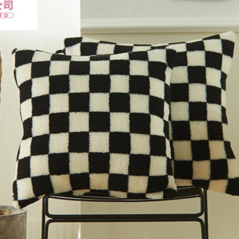 Schwarzer Kunstfell Woll Kissenbezug | Karierter Bezug für Sofa, Couch & Wohnzimmer | Wohnraum-Deko Kaufschwan® Schwarz 30x50cm