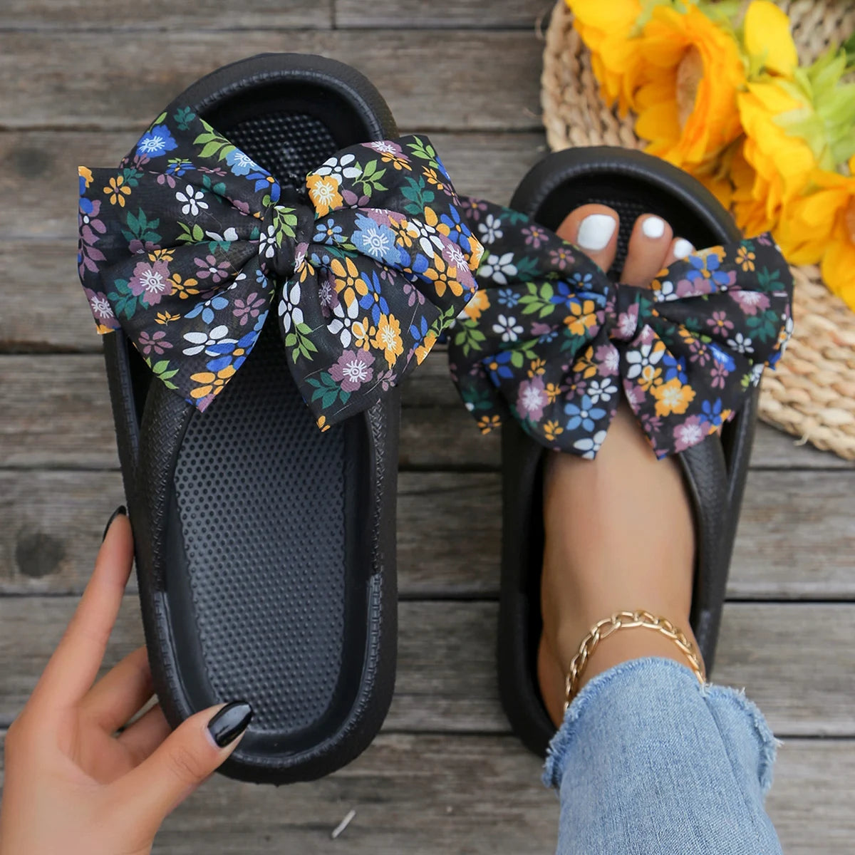 Damen Sommer Flip-Flops mit Leopardenmuster & Schleife | Weiche Dicksohlen-Cloud-Slipper | Strand- & Urlaubssandalen Kaufschwan® Design 7 42-43
