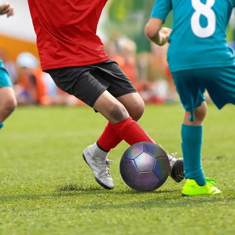 Reflektierender Leucht-Fußball – Glänzender Standard Größe 5 Ball für Nacht & Outdoor Training Kaufschwan®