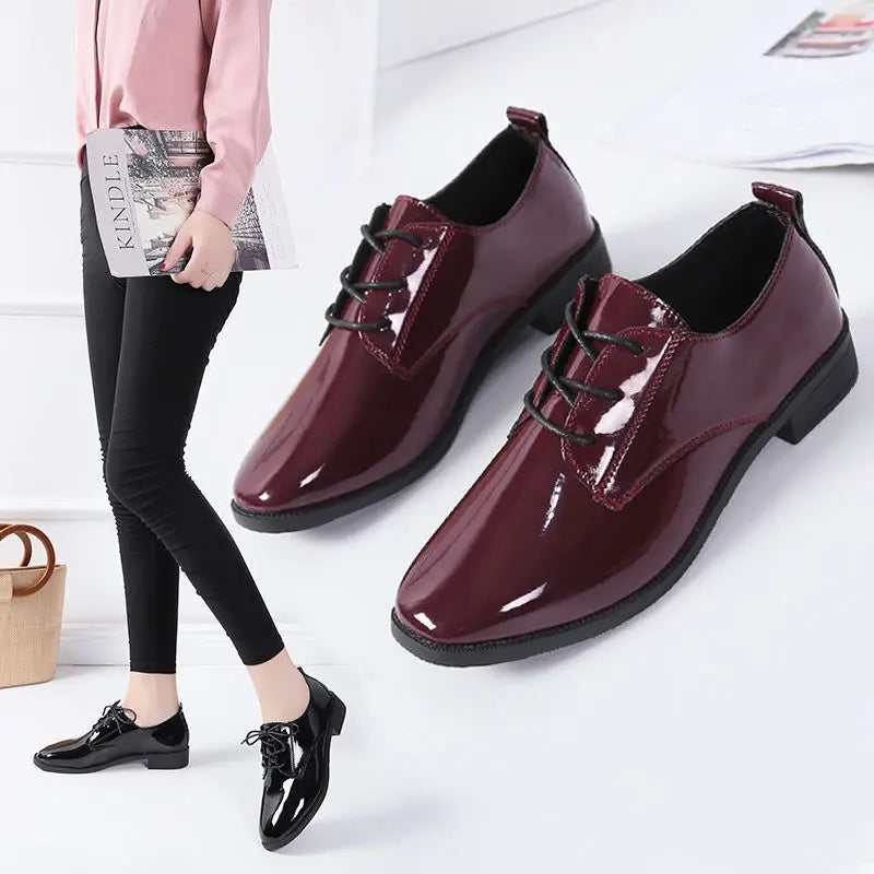 Damen Business-Schuhe – Schwarze Low-Heels aus Leder | Klassische Business-Schuhe für Büro & Karriere im Herbst Kaufschwan®