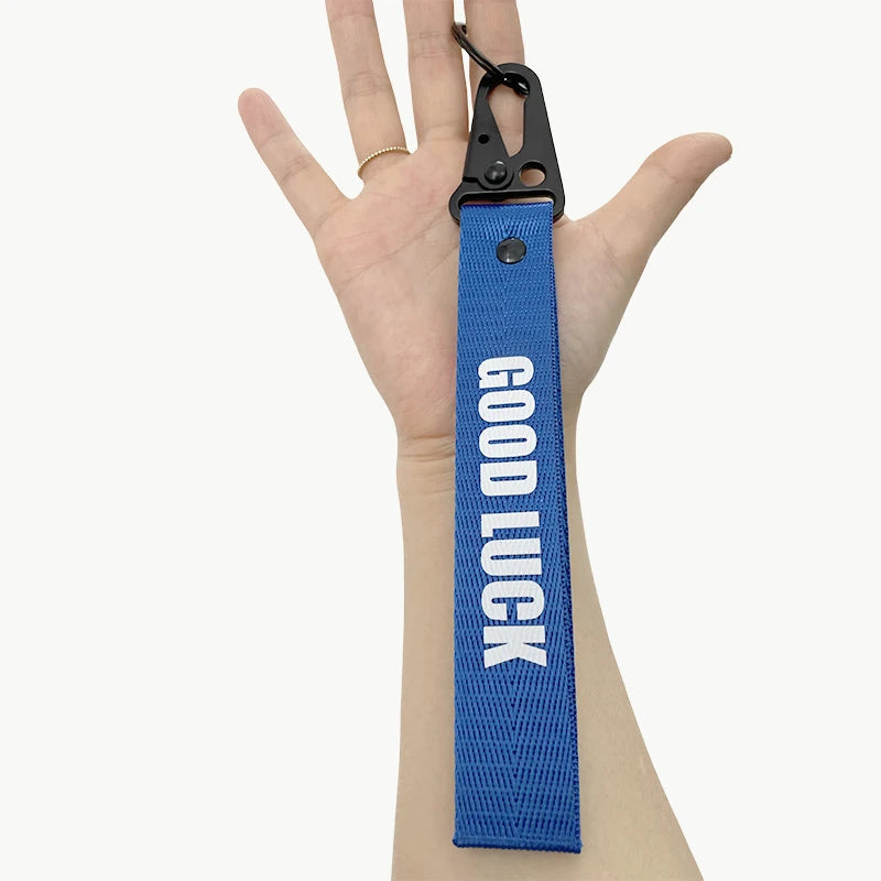 Personalisierter Schlüsselanhänger fürs Handgelenk – Mit eigenem Text oder Logo | Lanyard mit Clip für Auto & Motorrad, Unisex Design