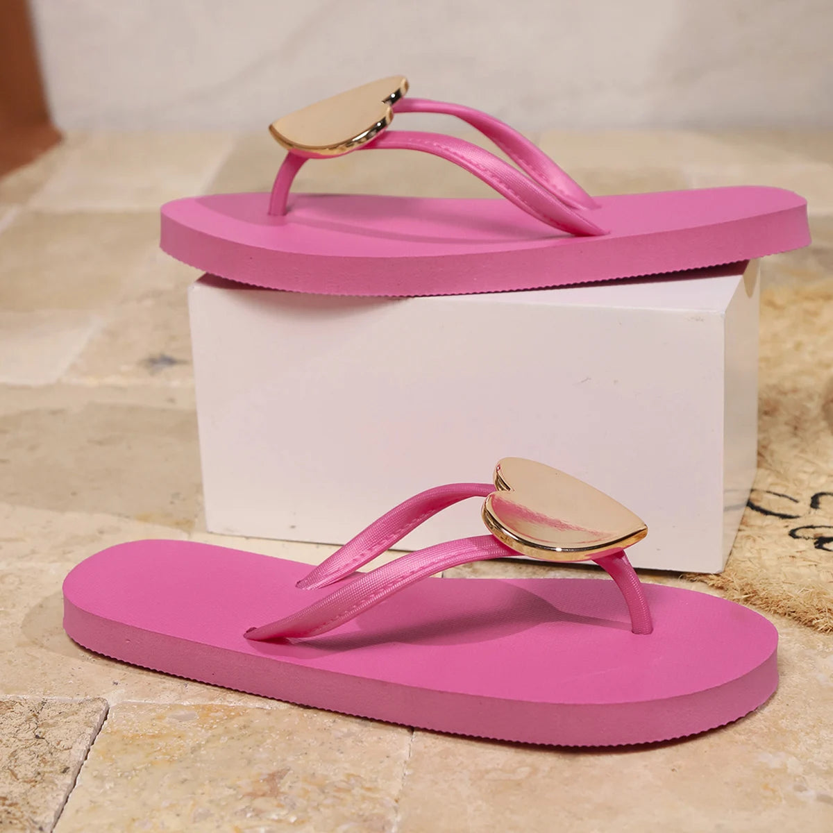 Damen Sommer Flip-Flops | Herz-Design Slipper | Freizeit-, Strand- & Hausschuhe | Größe 43 Kaufschwan®