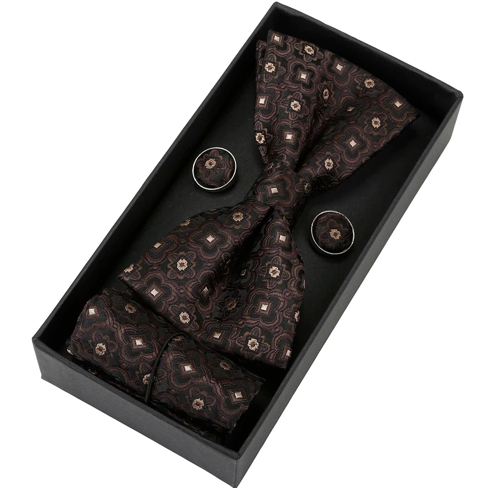 Herren Fliegen-Set mit Blumen-Paisley-Muster – 3-teiliges Geschenkset mit Fliege, Einstecktuch & Manschettenknöpfen | Elegantes Accessoire für Hochzeit & Business