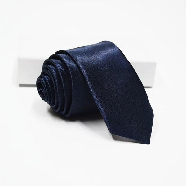 Herren Schmale Krawatte – 38 Farben Polyester-Krawatte | Elegante Einfarbige Cravate für Business, Büro & Formelle Anlässe Kaufschwan® Mittelbraun
