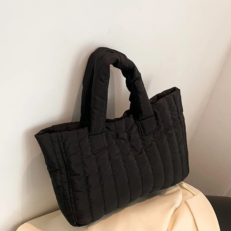 Damen Tote Bag mit Großer Kapazität – Gestepptes Nylon mit Baumwollpolsterung | Einfarbige Casual Fashion Schultertasche Kaufschwan®
