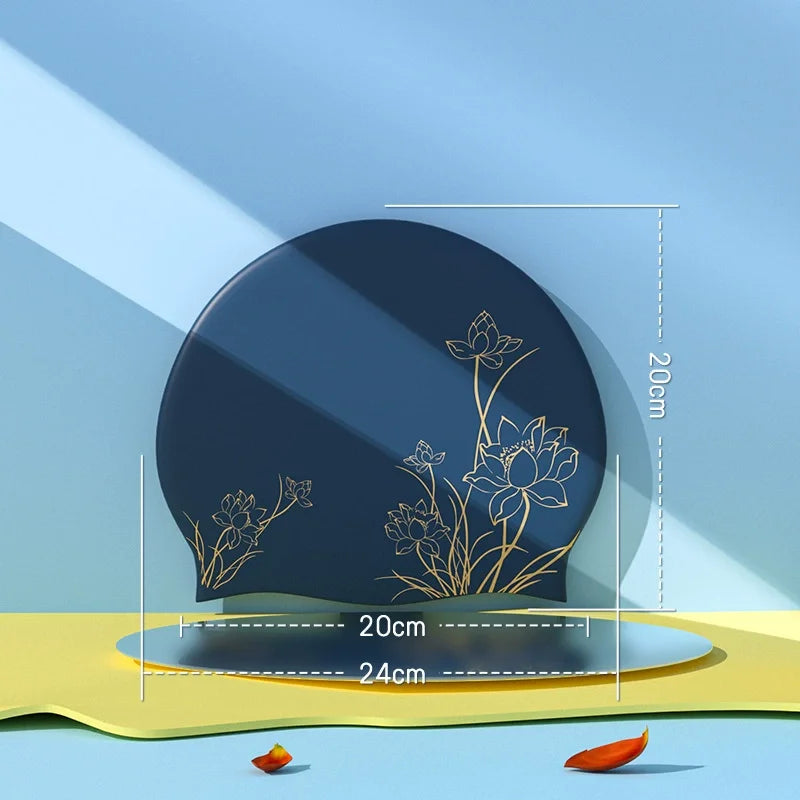Silikon Schwimmkappe für Damen – Wasserdichte Badehaube mit Lotusmuster | Weiche & Elastische Schwimmhaube für Langes Haar mit Ohrenschutz