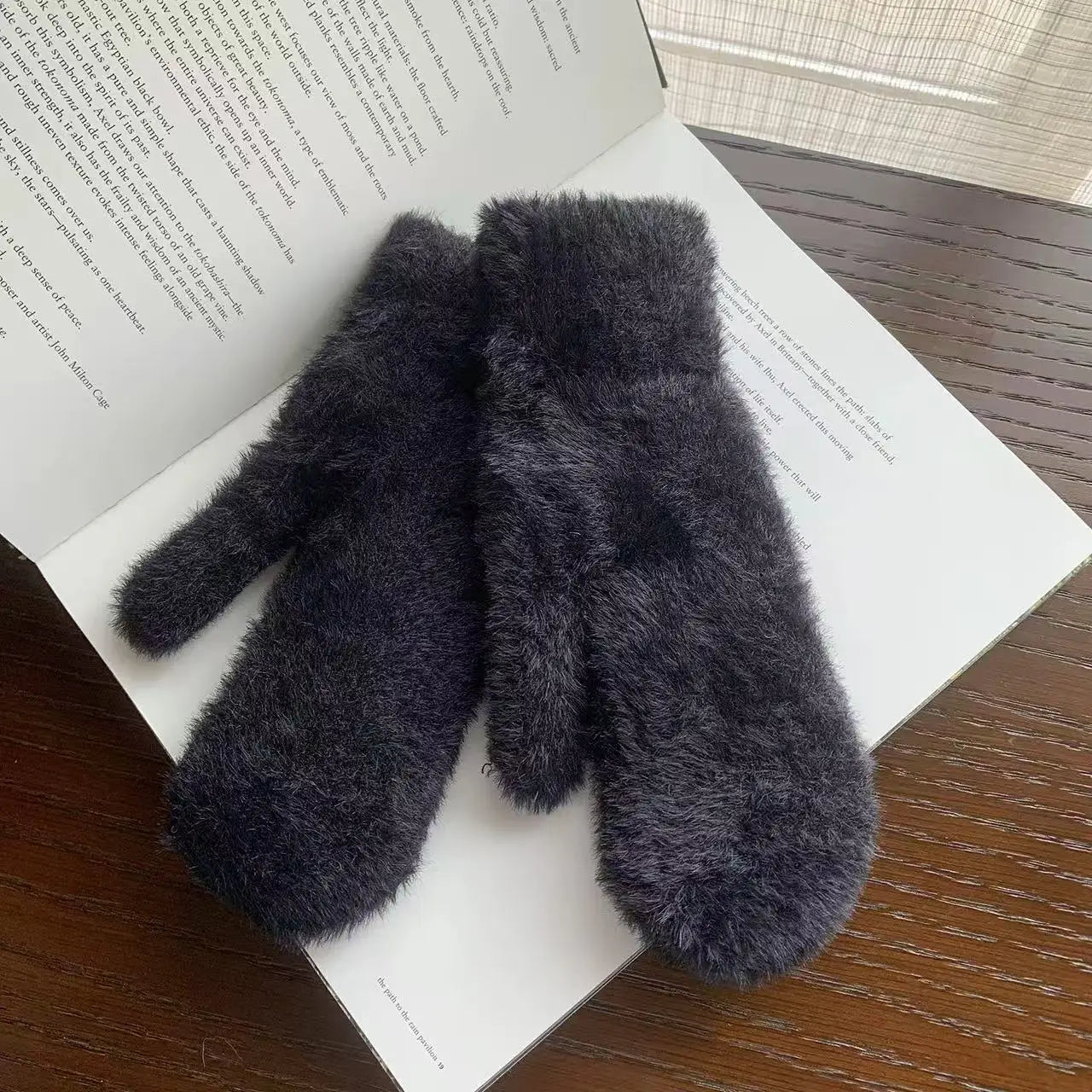 Neue Damen Winterhandschuhe – Verdickte Strickhandschuhe mit Plüschfutter | Kältefeste Vollfinger Handschuhe für Herbst & Winter Kaufschwan® Schwarz Einheitsgröße
