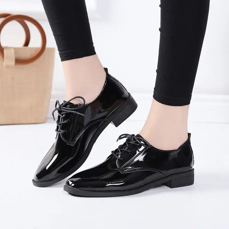 Damen Business-Schuhe – Schwarze Low-Heels aus Leder | Klassische Business-Schuhe für Büro & Karriere im Herbst Kaufschwan® Schwarz 36