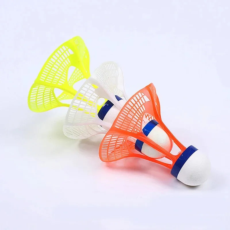 3 Stück Windfeste Badminton Federbälle – Bunte Nylon Trainings Federbälle | Windresistente Outdoor Sportaccessoires Kaufschwan®