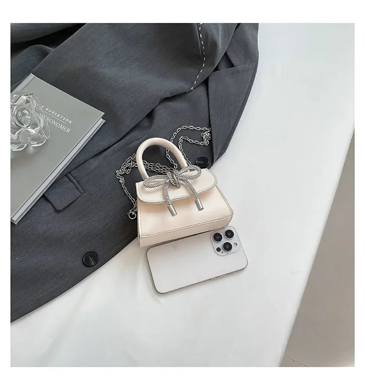 Bunte Schultertasche mit Schmetterlingsknoten – PU Leder Crossbody Ketten-Satchel & Handtasche für Damen Kaufschwan®