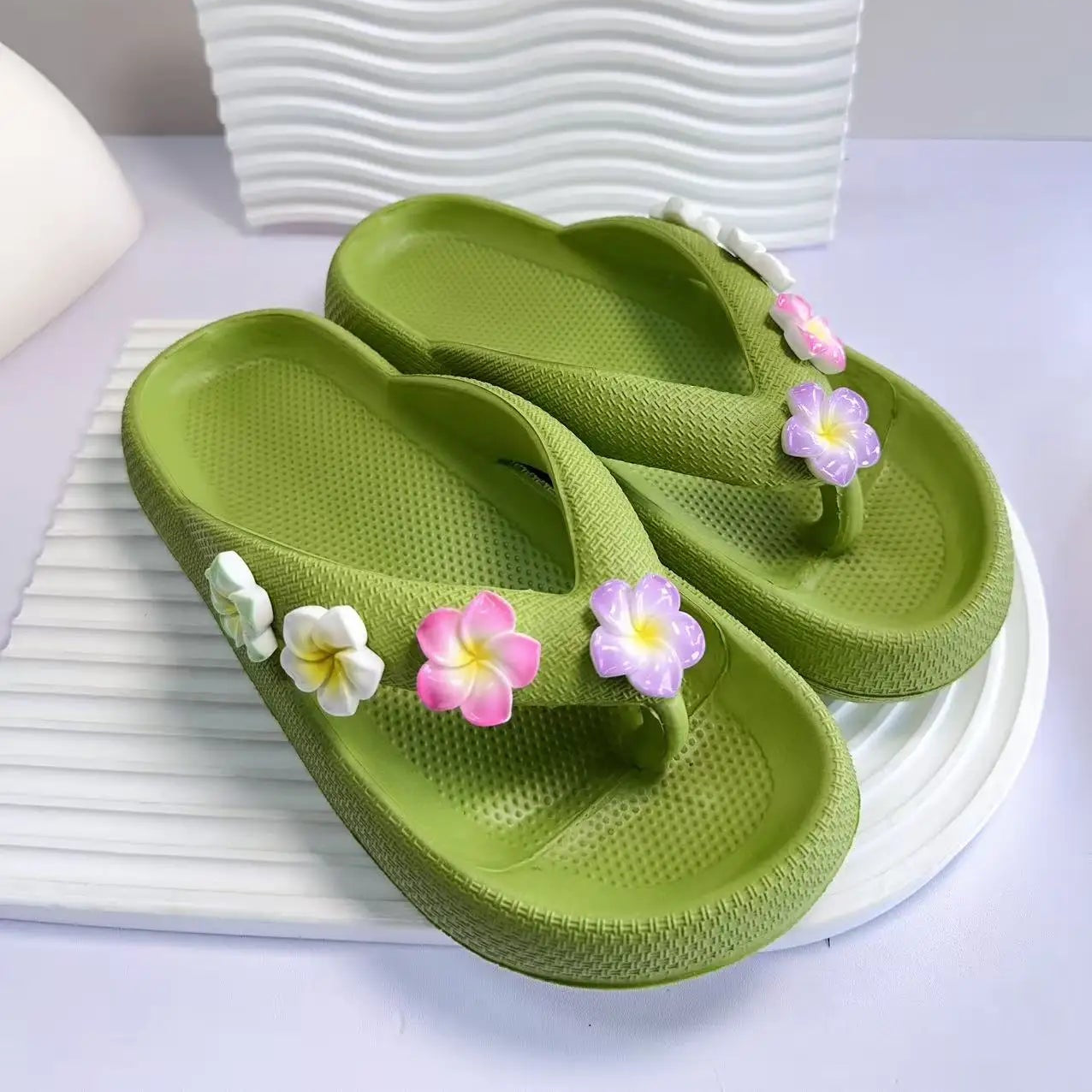 Damen Süße Bunte Ei-Blumen Flip-Flops | Sommer-Sandalen | Strand, Party & Freizeit Hausschuhe Kaufschwan® Grün 36-37