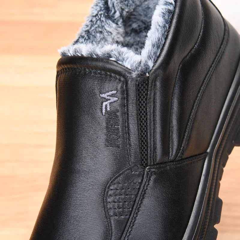 Herren Winterstiefel aus Leder – Wasserdicht & Rutschfest | Gefütterte Warme Baumwoll-Stiefeletten für Arbeit & Outdoor Kaufschwan®