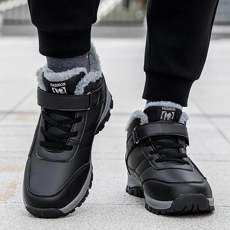 Herren Winterstiefel – Wasserdichte PU-Leder Schneestiefel | Gefütterte Rutschfeste Hohe Arbeits- & Freizeitschuhe Kaufschwan®
