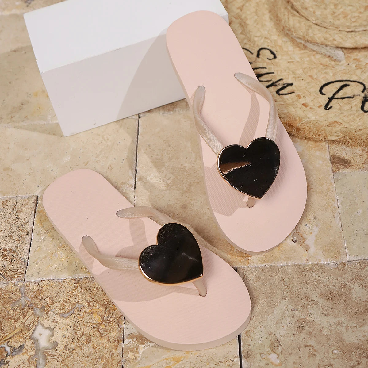 Damen Sommer Flip-Flops | Herz-Design Slipper | Freizeit-, Strand- & Hausschuhe | Größe 43 Kaufschwan®