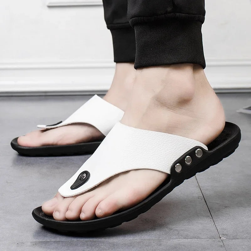 Herren Sommer Hausschuhe | Bequeme Braune Flip-Flops | Rutschfeste Strandsandalen & Badeschuhe Kaufschwan® Weiß 41
