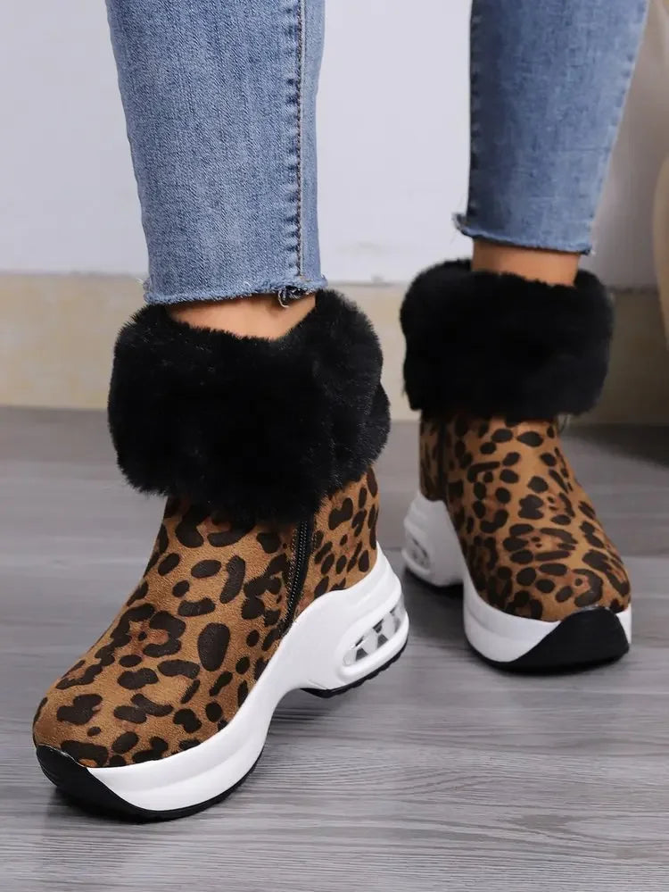 Damen Plateau Schneestiefel – Dicksohlige Winter Stiefeletten aus Kunst-Wildleder | Rutschfeste Knöchelstiefel mit Kunstfellfutter Größe 43