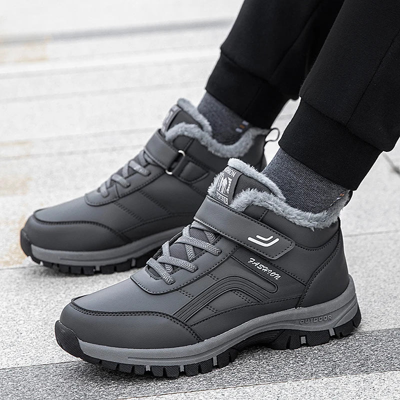 Herren Winterstiefel – Wasserdichte PU-Leder Schneestiefel | Gefütterte Rutschfeste Hohe Arbeits- & Freizeitschuhe Kaufschwan®