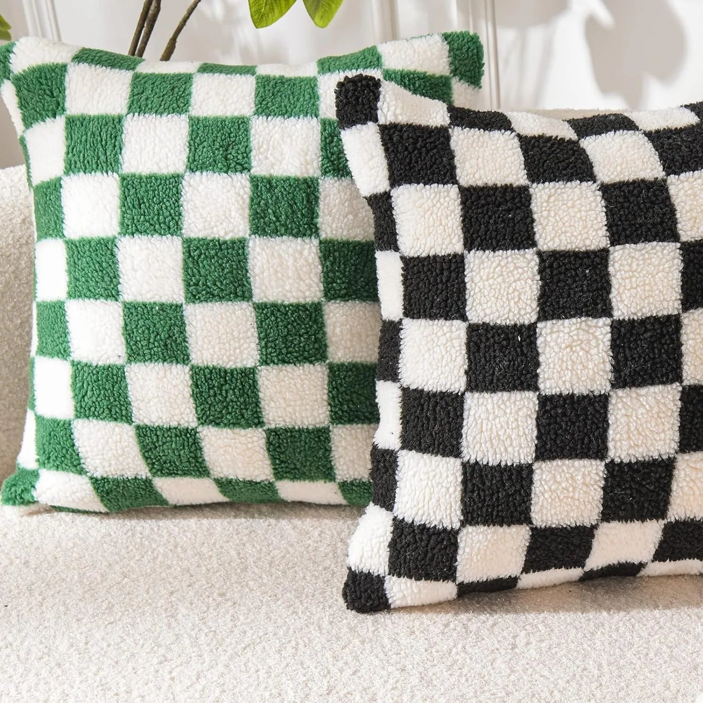 Schwarzer Kunstfell Woll Kissenbezug | Karierter Bezug für Sofa, Couch & Wohnzimmer | Wohnraum-Deko Kaufschwan®