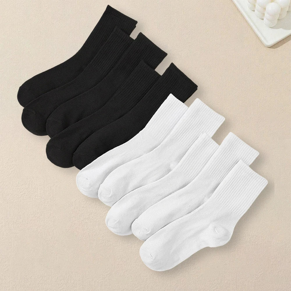 10 Paare Damen Rundhals-Socken | Mehrere Einfarbige Farben | Schlichte, Modische & Vielseitige Mittellange Freizeit-Socken Kaufschwan® 10 Paare Schwarz/Weiß Einheitsgröße