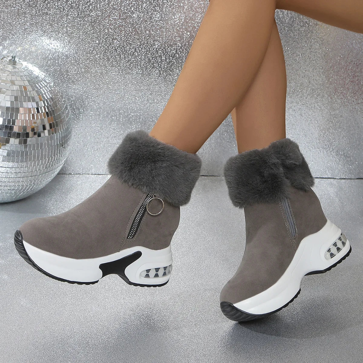Damen Winter Schneestiefel – Kurzschaft Stiefel mit Kunstfell Fleece Futter | Warme Baumwollstiefel mit Absatz & Gummisohle Größe 43