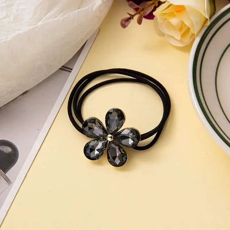 Kristall Haargummi mit Niedlichen Blumen | Elastischer Haarring für Mädchen & Damen Kaufschwan® Grau
