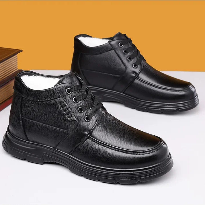 Herren Winterstiefel aus Echtem Leder – Gefütterte Slip-On Schuhe mit Fleecefutter | Warme Business- & Freizeitstiefel mit Weicher Sohle Kaufschwan®