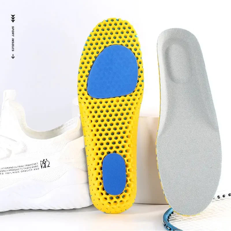 Neue Orthopädische Memory Foam Einlegesohlen | Atmungsaktive Mesh Sporteinlagen für Damen & Herren | Dämpfung & Fußgewölbeunterstützung Kaufschwan®