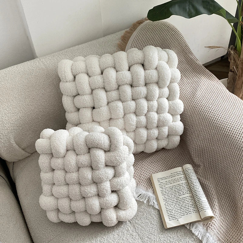 Luxuriöses Kissen für Wohnzimmer | Weicher Lammfell Dekokissen für Sofa & Stuhl | Komfortables Sitzkissen für Zuhause Kaufschwan®