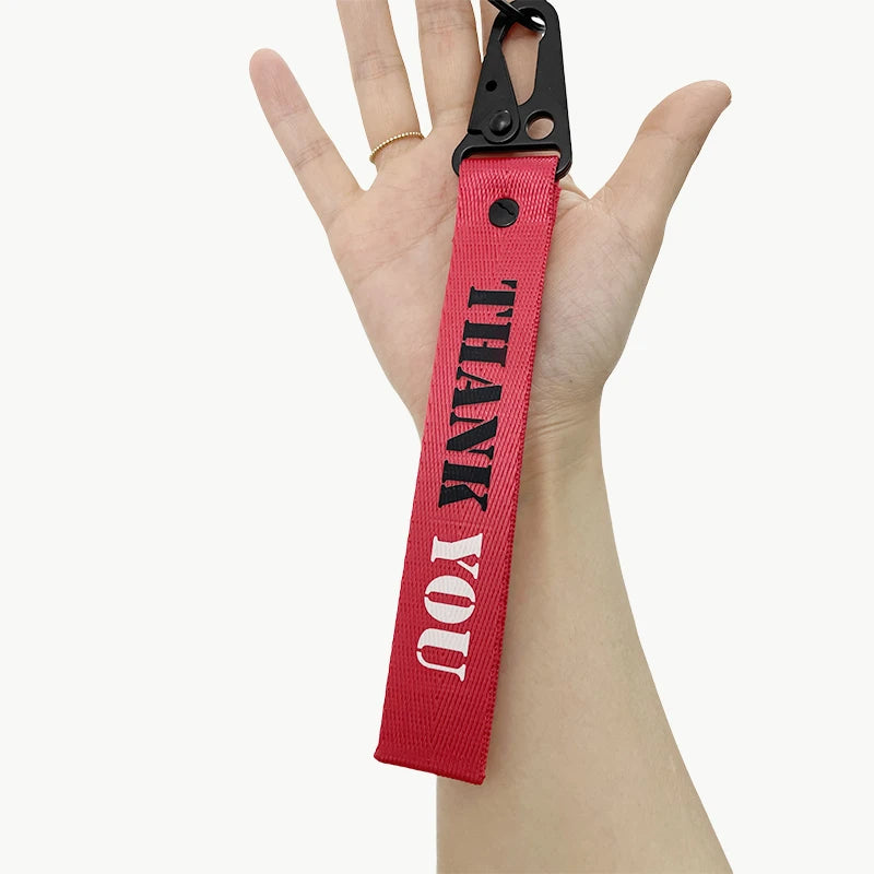 Personalisierter Schlüsselanhänger fürs Handgelenk – Mit eigenem Text oder Logo | Lanyard mit Clip für Auto & Motorrad, Unisex Design