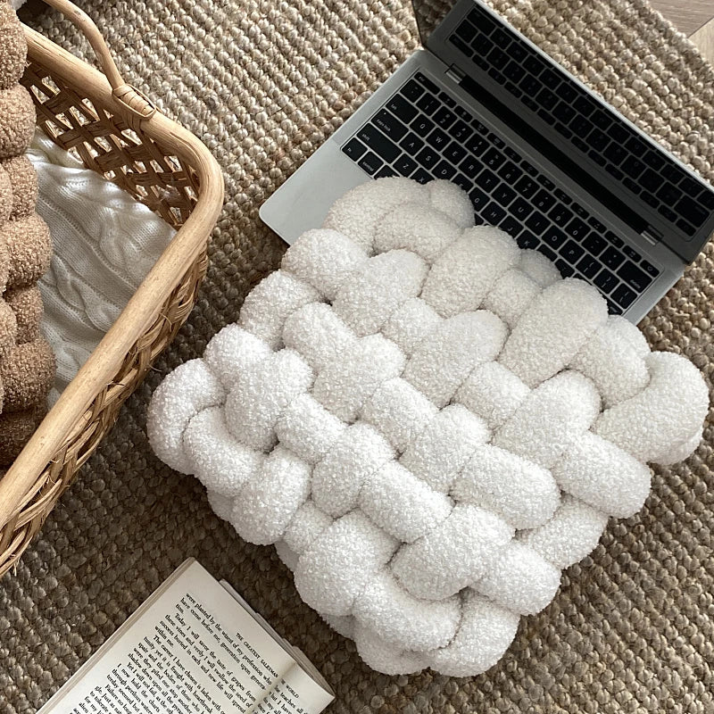 Luxuriöses Kissen für Wohnzimmer | Weicher Lammfell Dekokissen für Sofa & Stuhl | Komfortables Sitzkissen für Zuhause Kaufschwan®