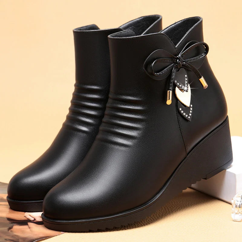 Damen Warme Baumwollschuhe – Weiche Leder Kunstfell Gefütterte Knöchelstiefel | Plateau Keilstiefel Rutschfest Kurzschaft Stiefel für Mütter