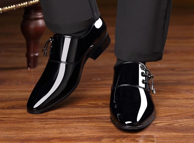 Herren Lackleder-Businessschuhe – Spitzes Design | Elegante Glanzschuhe für Frühjahr & Herbst , Hochwertige Formelle Herrenschuhe Kaufschwan®