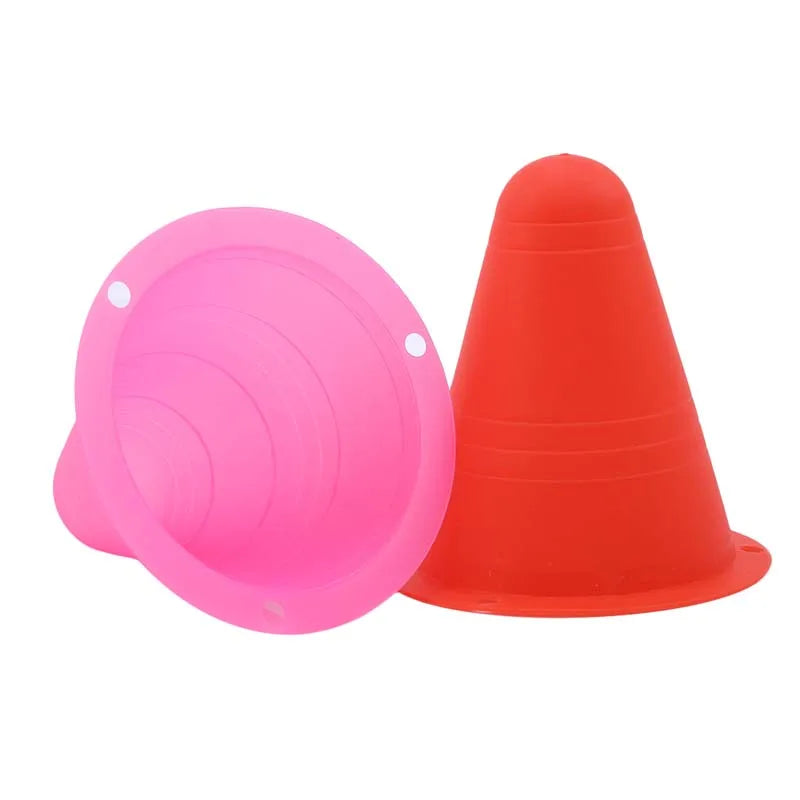 10er Set Trainingskegel – Weiche Sportmarkierungen für Fußball, Skaten, Rugby & Fitnessübungen Kaufschwan®