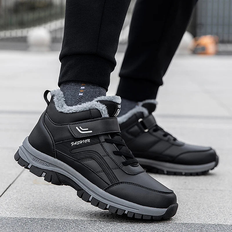 Herren Winterstiefel – Wasserdichte PU-Leder Schneestiefel | Gefütterte Rutschfeste Hohe Arbeits- & Freizeitschuhe Kaufschwan®