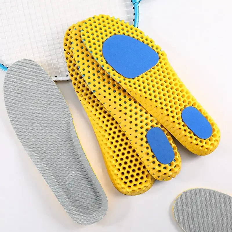 Neue Orthopädische Memory Foam Einlegesohlen | Atmungsaktive Mesh Sporteinlagen für Damen & Herren | Dämpfung & Fußgewölbeunterstützung Kaufschwan®