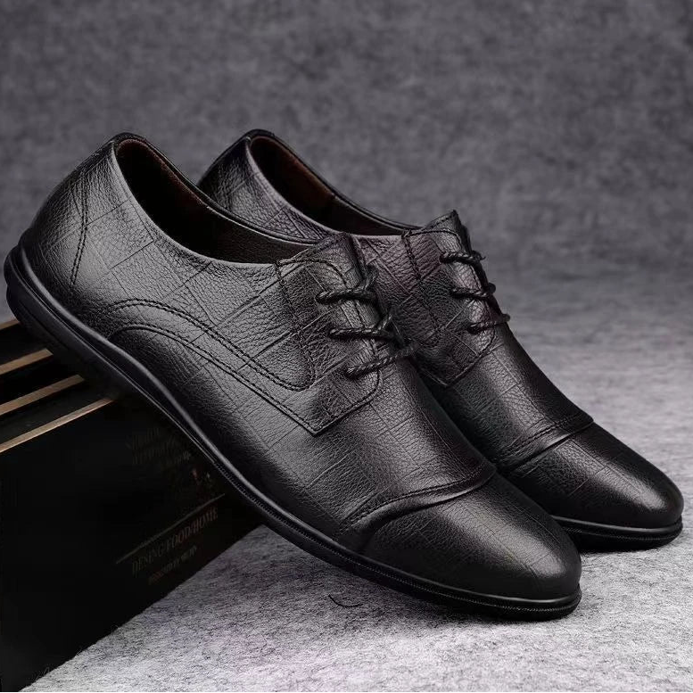 Herren Lederschuhe mit Spitzem Design – Schwarze Weiche Freizeitschuhe | Elegante Retro-Businessschuhe für Sommer & Alltag Kaufschwan®