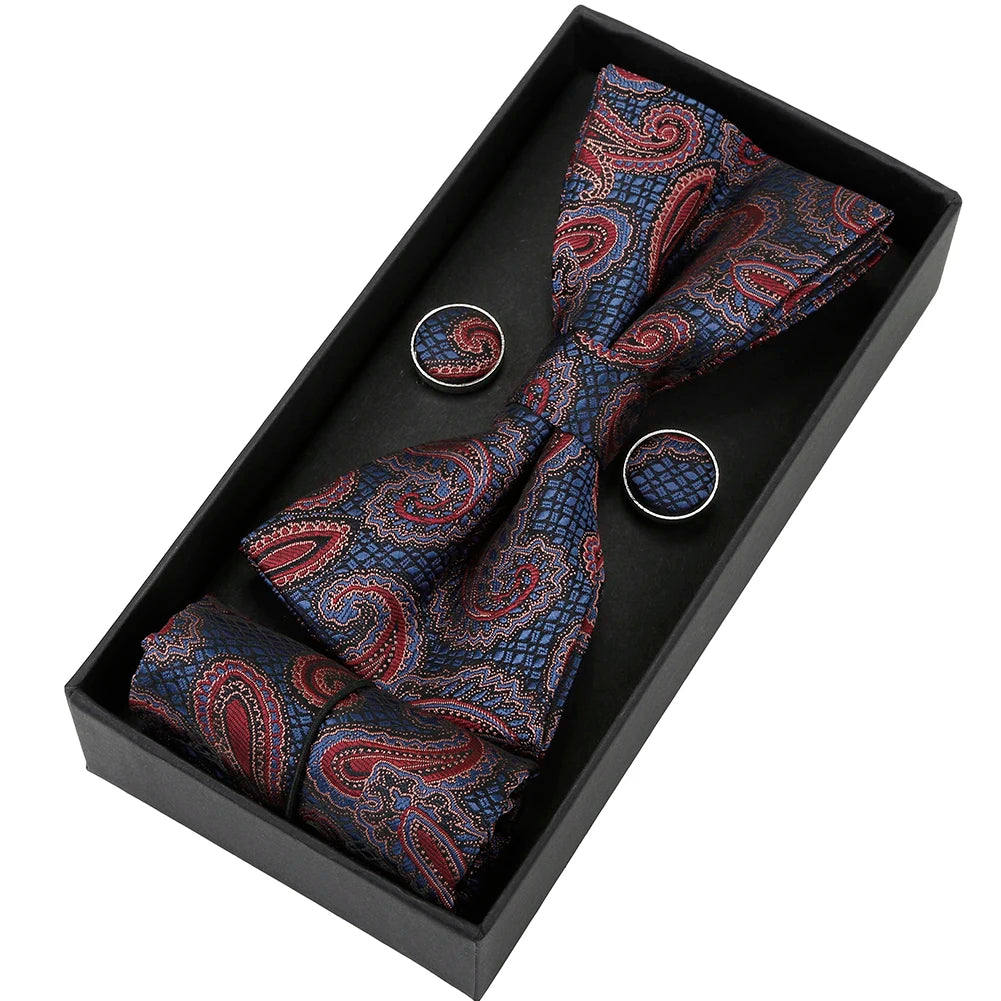 Herren Fliegen-Set mit Blumen-Paisley-Muster – 3-teiliges Geschenkset mit Fliege, Einstecktuch & Manschettenknöpfen | Elegantes Accessoire für Hochzeit & Business