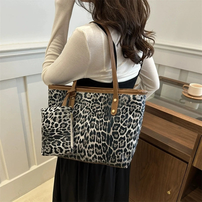 Leopardenmuster Tote Bag mit Beutel – Stylische Kunstleder Schultertasche | Große Kapazität Shopping Bag für Damen Alltag Kaufschwan®