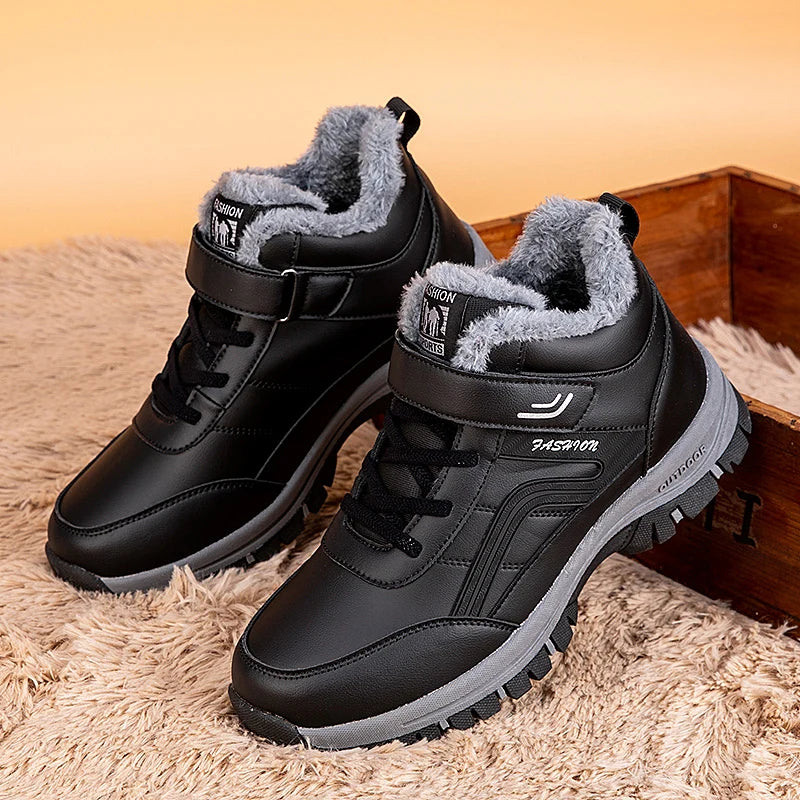 Herren Winterstiefel – Wasserdichte PU-Leder Schneestiefel | Gefütterte Rutschfeste Hohe Arbeits- & Freizeitschuhe Kaufschwan®